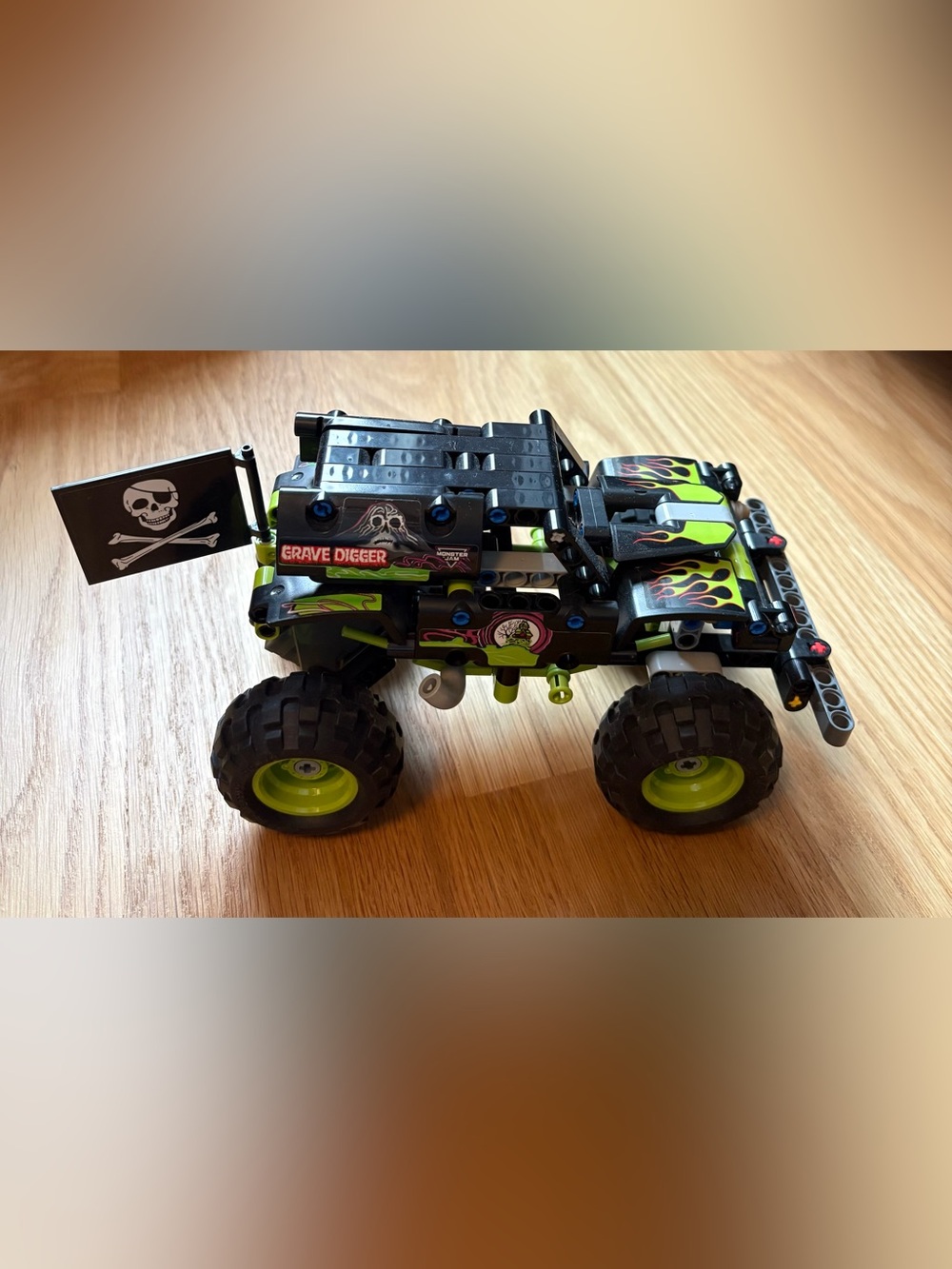 Lego Technic Monster Jam Grave Digger - Fully assembled, as is